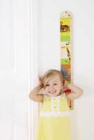 Messlatte aus Holz für Kinder